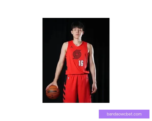 杨瀚森新老板发声誓言打造冲冠球队承诺为开拓者球迷带来每年争冠机会
